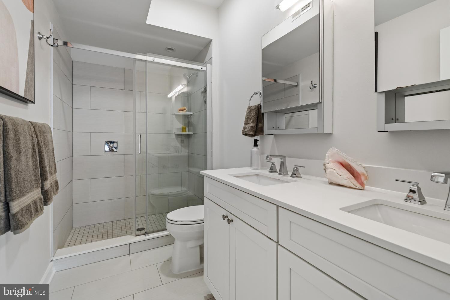 7006 PIPERS GLEN WAY