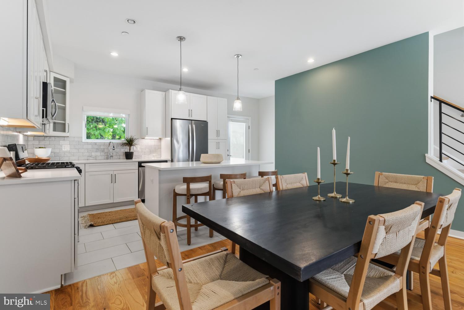 7006 PIPERS GLEN WAY