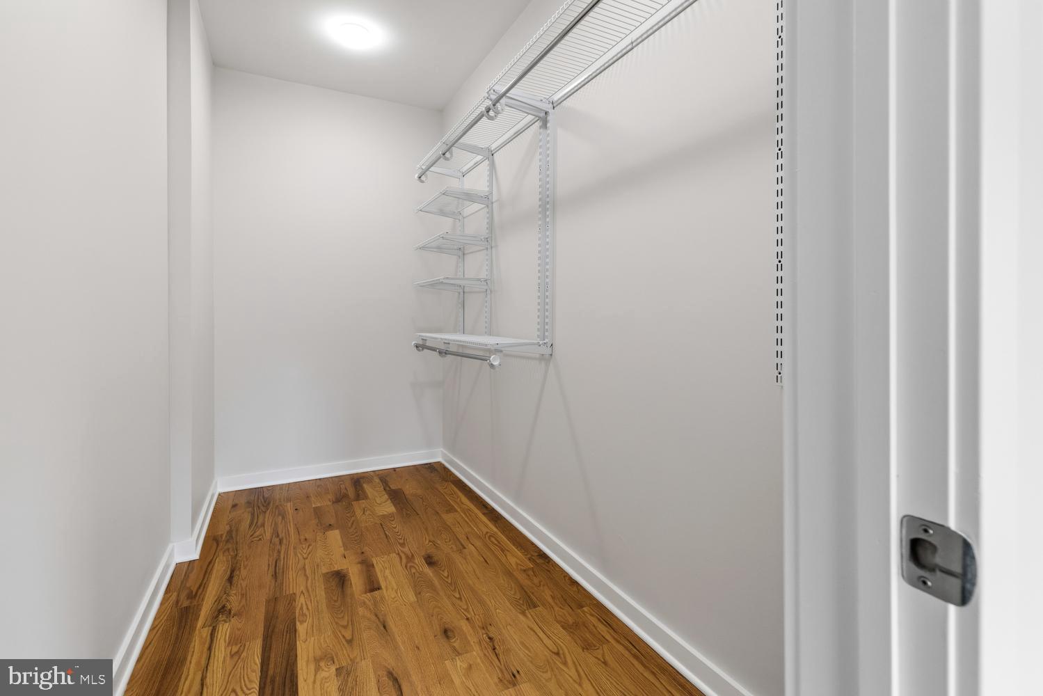 7006 PIPERS GLEN WAY