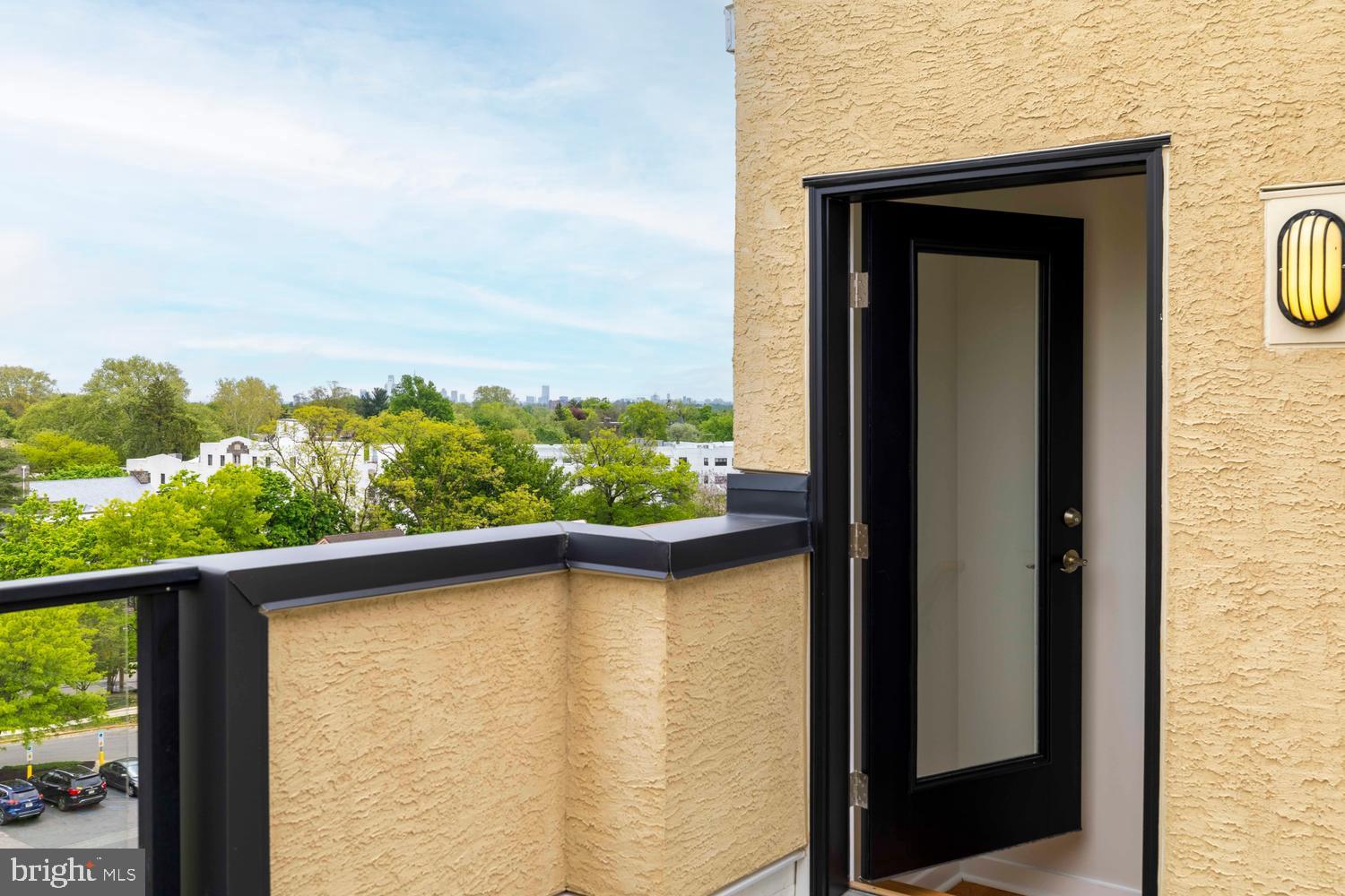 7006 PIPERS GLEN WAY