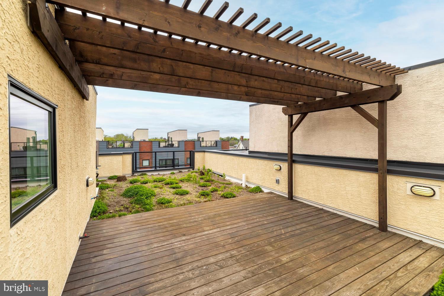 7006 PIPERS GLEN WAY