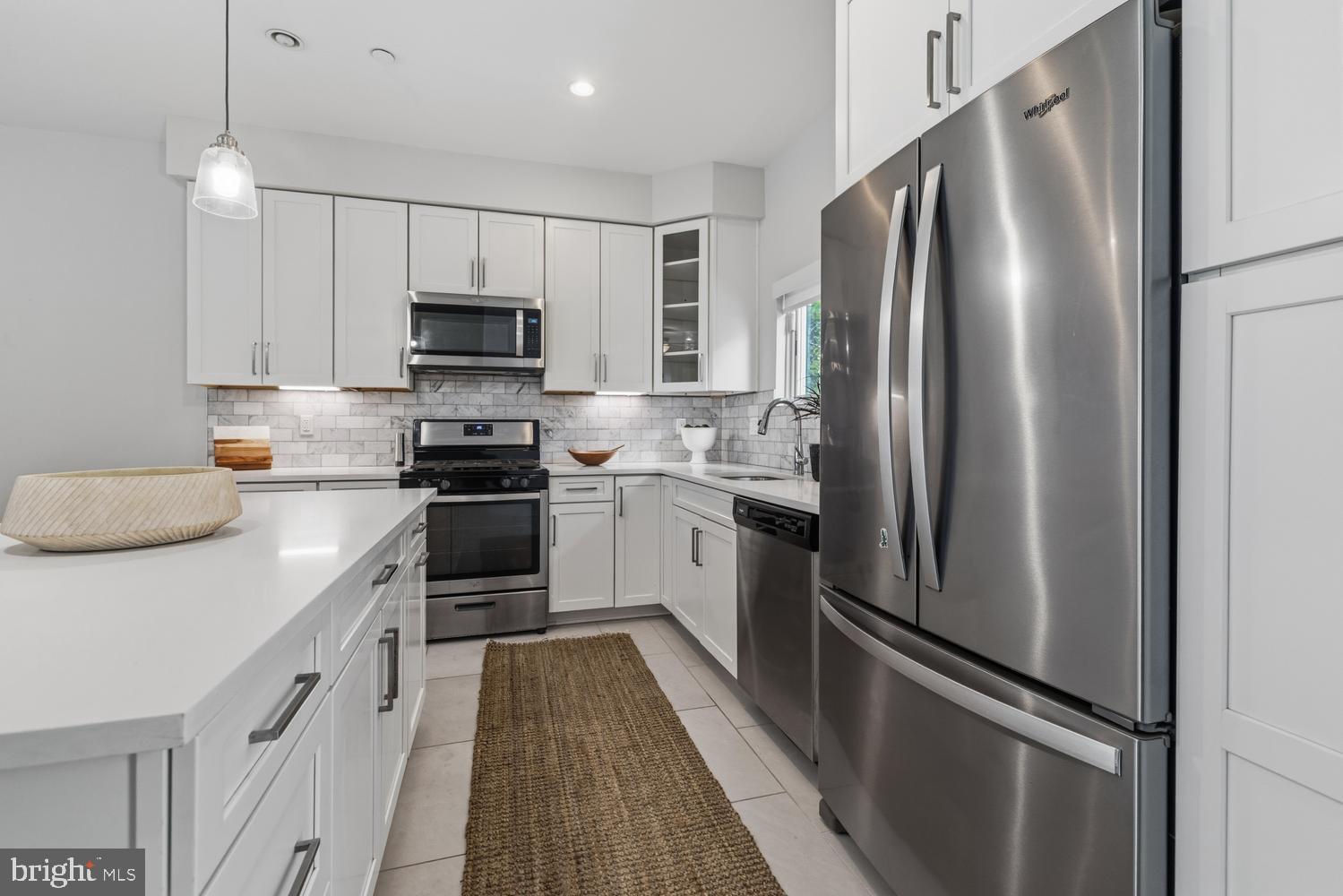 7006 PIPERS GLEN WAY