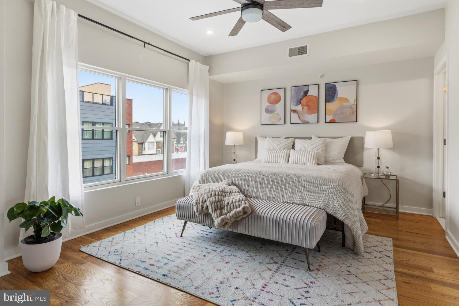 7006 PIPERS GLEN WAY