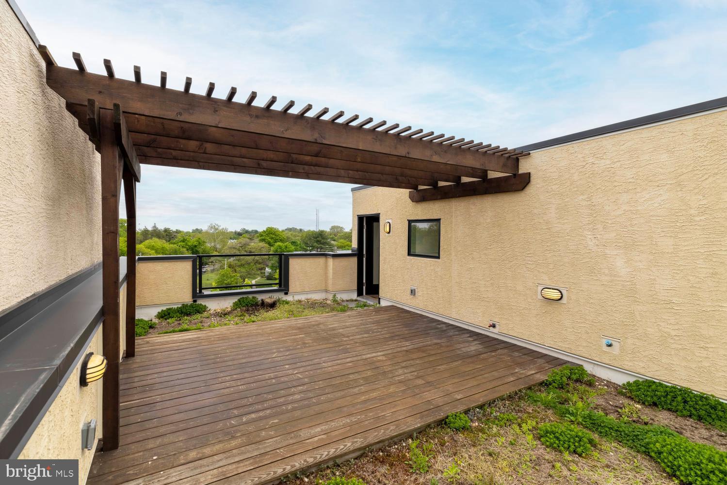 7006 PIPERS GLEN WAY