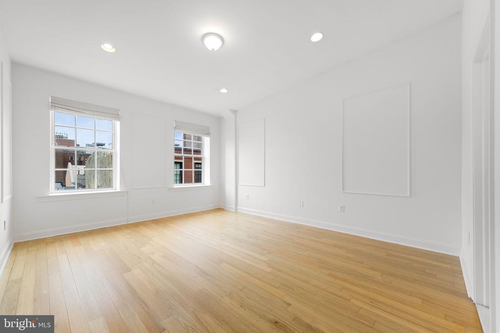 6-10 S STRAWBERRY STREET Unit: 13