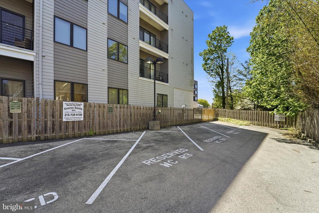6614 GERMANTOWN AVENUE Unit: 2C