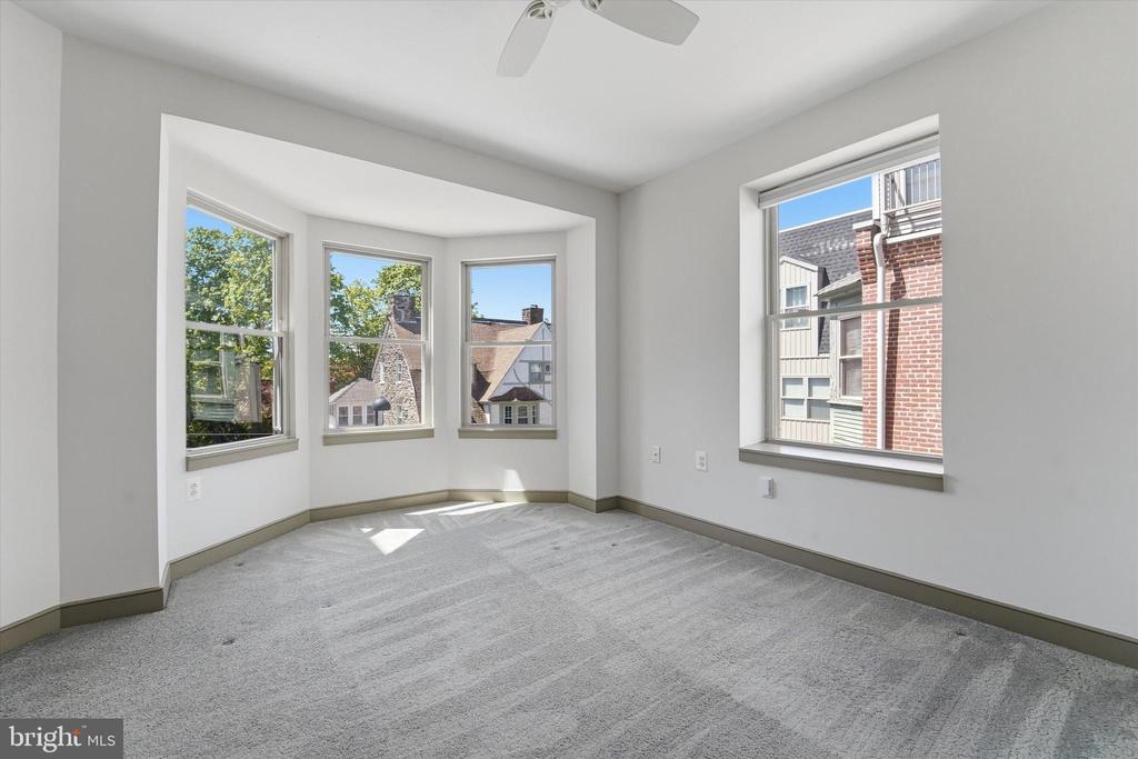 6614 GERMANTOWN AVENUE Unit: 2C