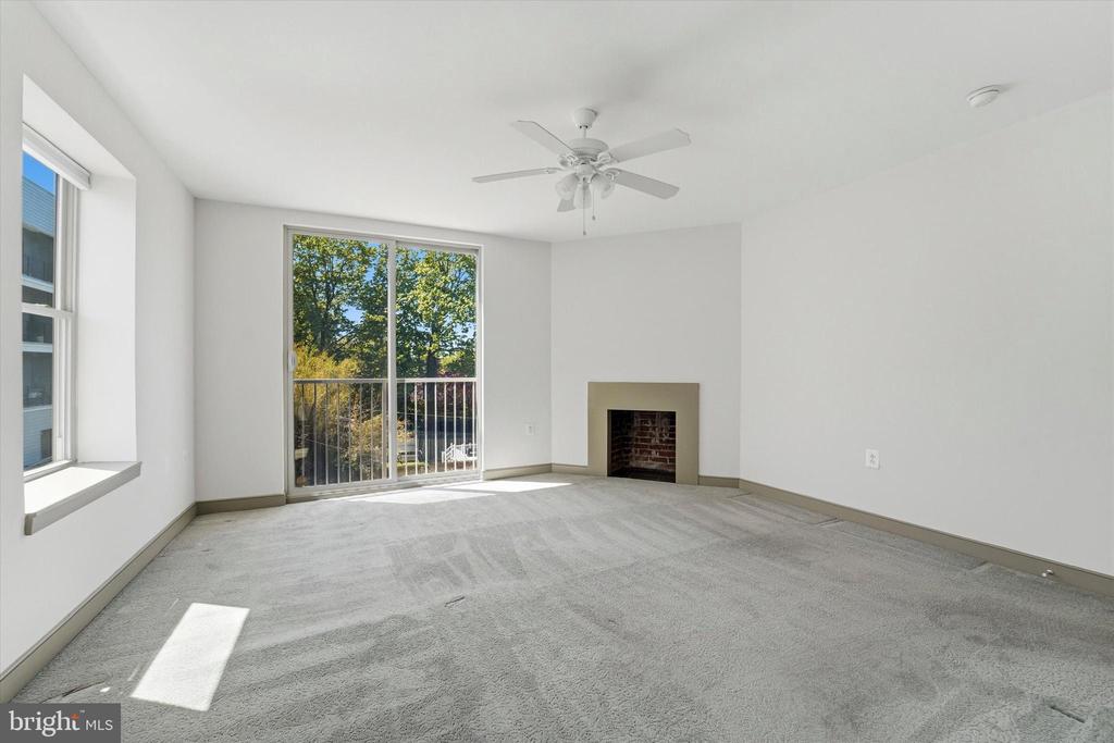 6614 GERMANTOWN AVENUE Unit: 2C