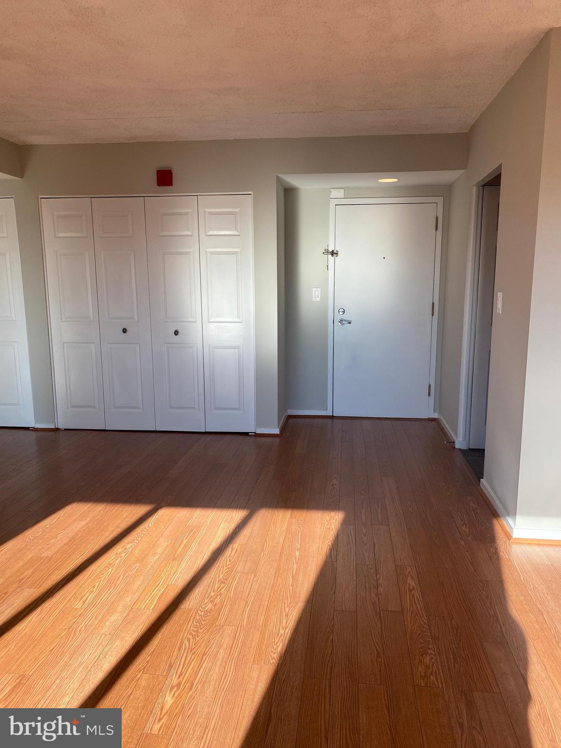200 LOMBARD 624