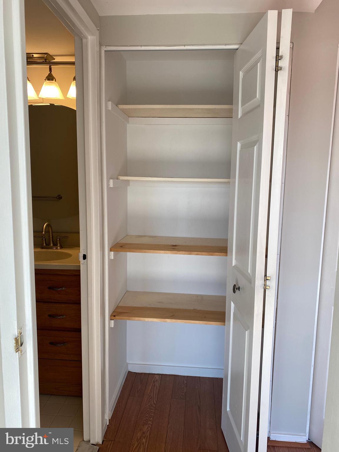 200 LOMBARD 624