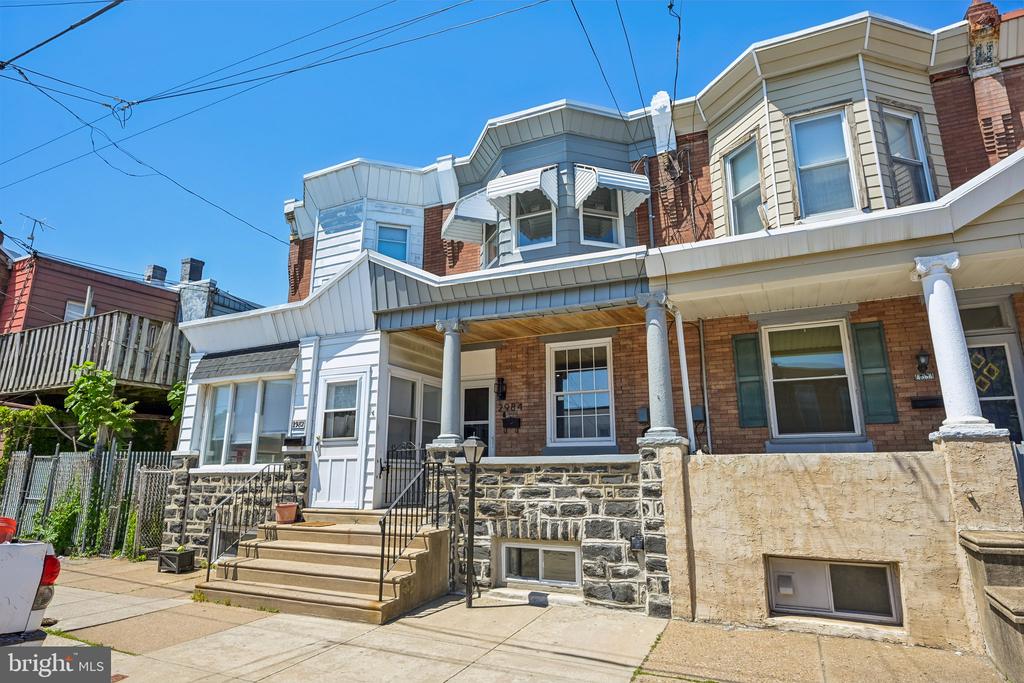 2984 CEDAR STREET