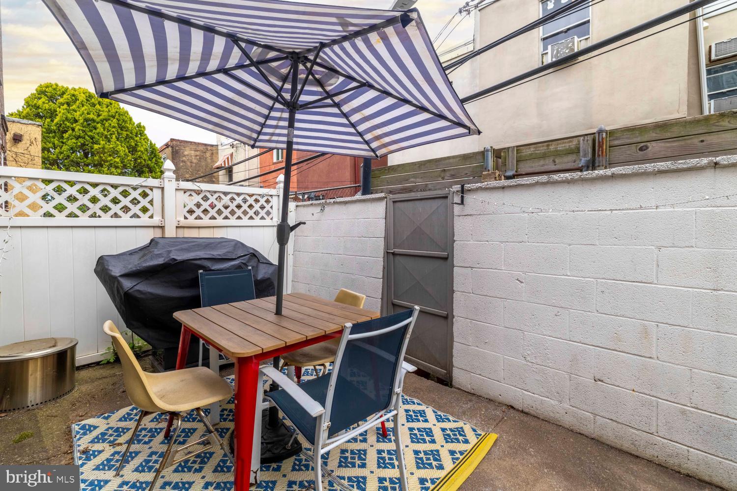 1805 WOLF STREET