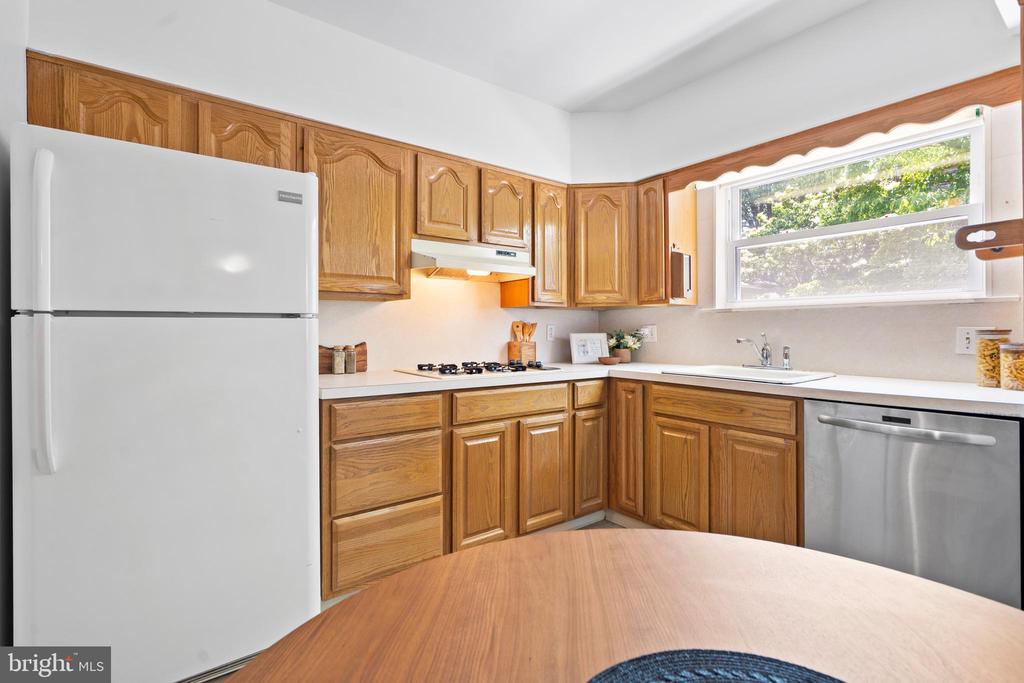3226 W PENN STREET