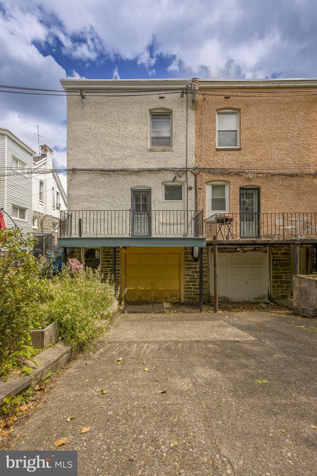 907 E RITTENHOUSE STREET