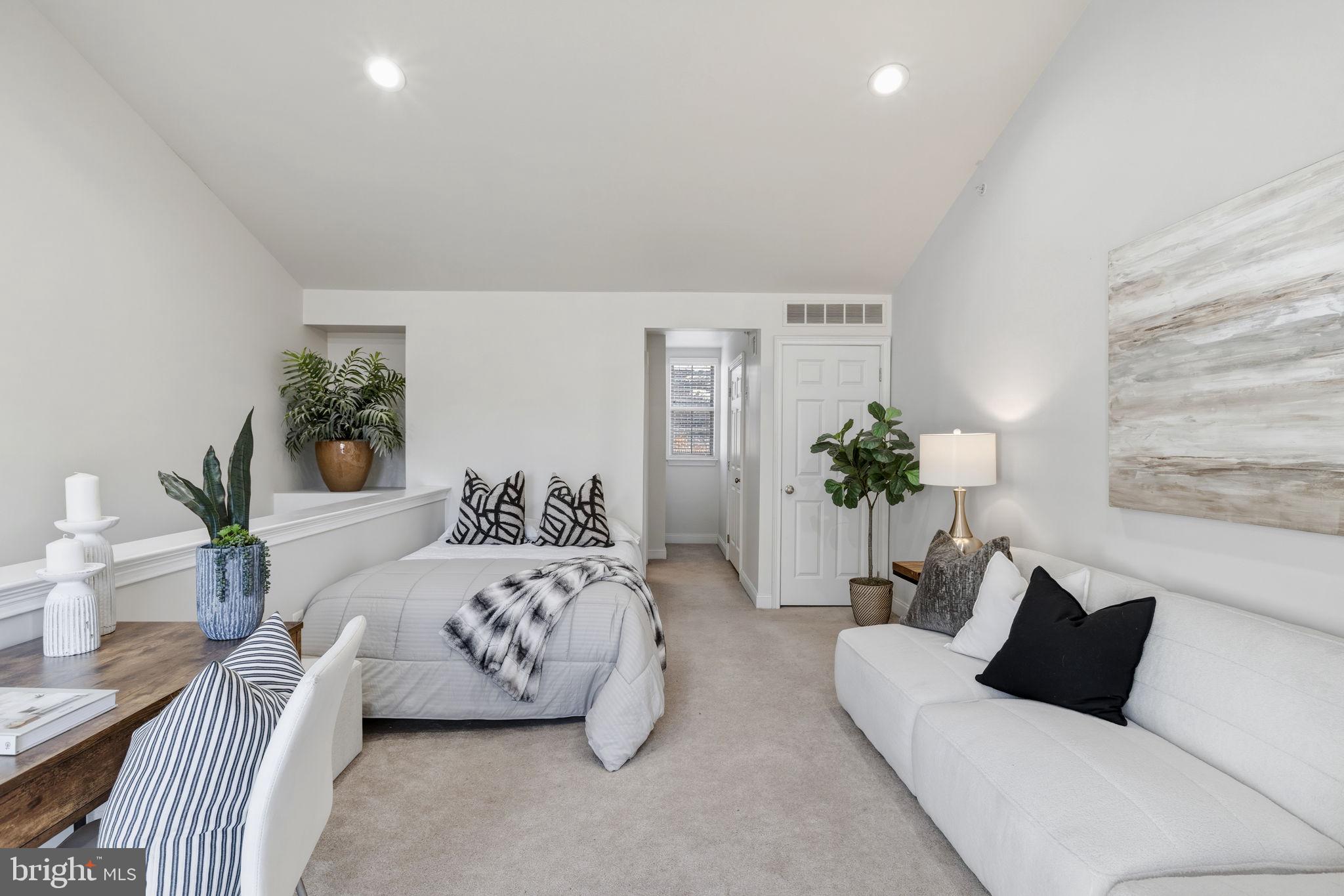 203 SURGEON GENERALS COURT