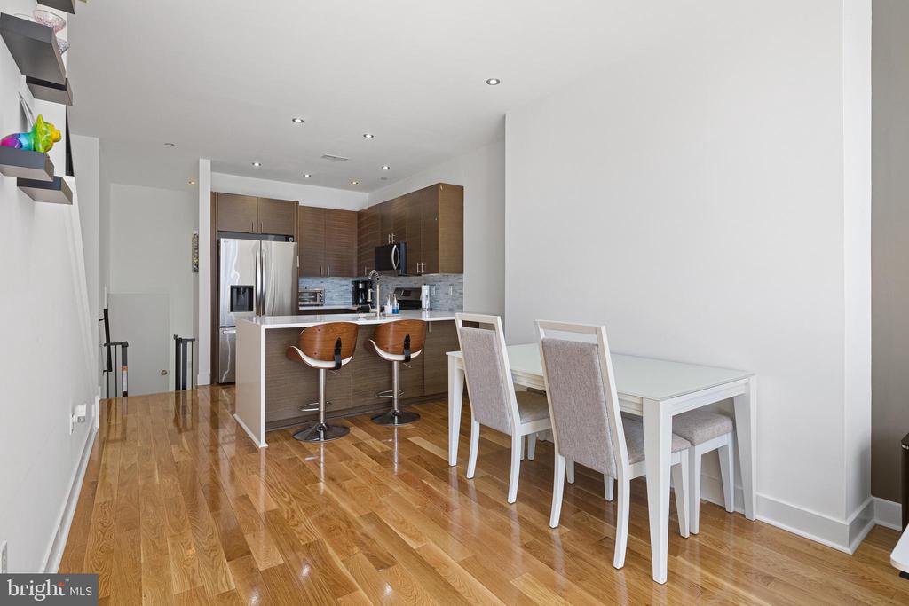 259 LEVERINGTON AVENUE