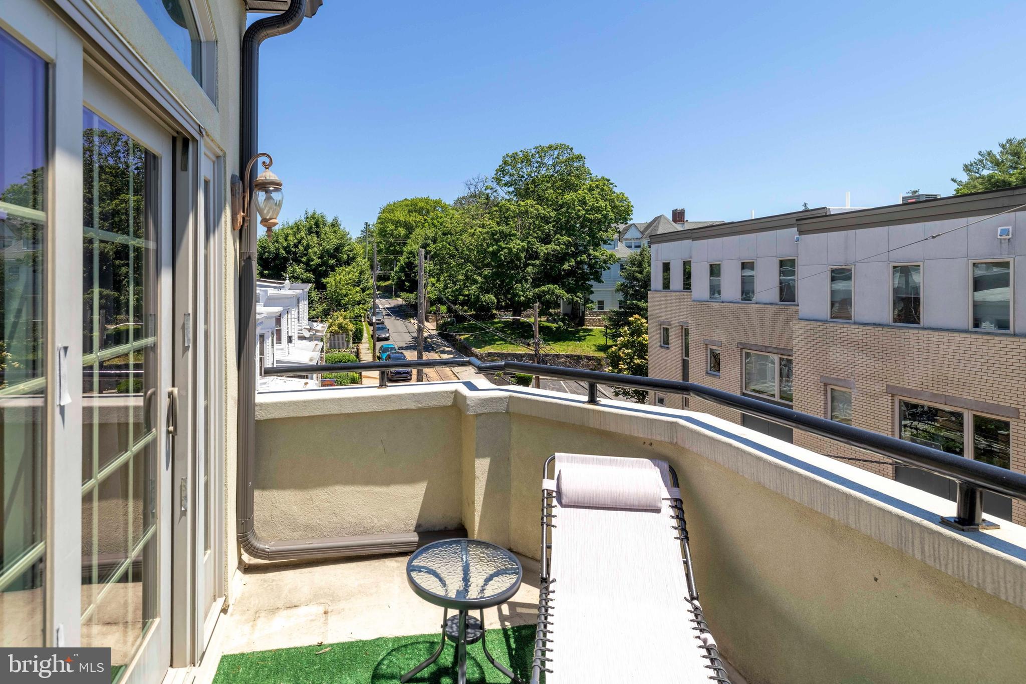 308 DUPONT STREET