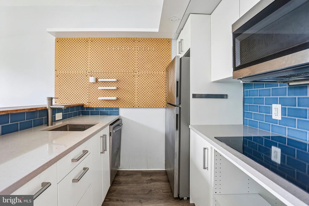 2231 GREEN STREET Unit: 2