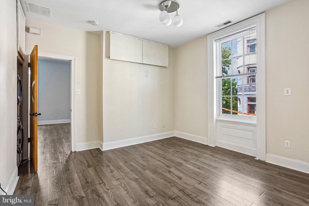 2231 GREEN STREET Unit: 2