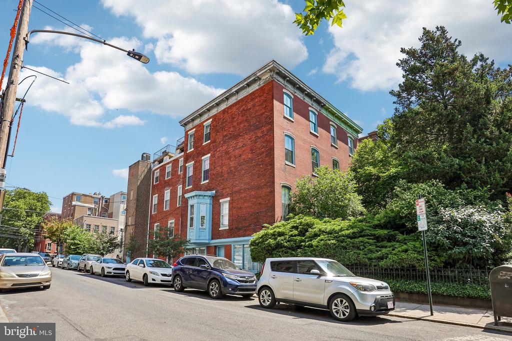 2231 GREEN STREET Unit: 2