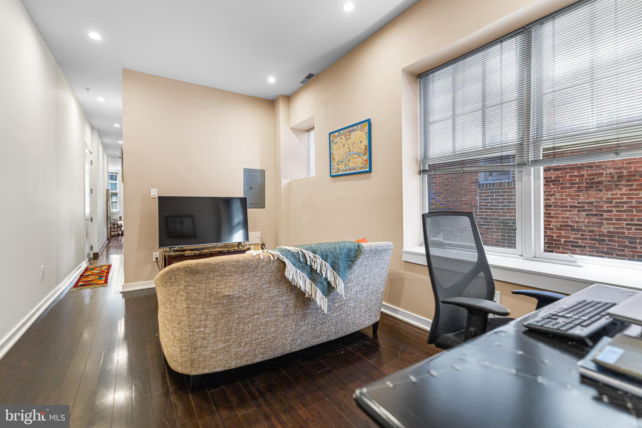 521 PINE STREET 2