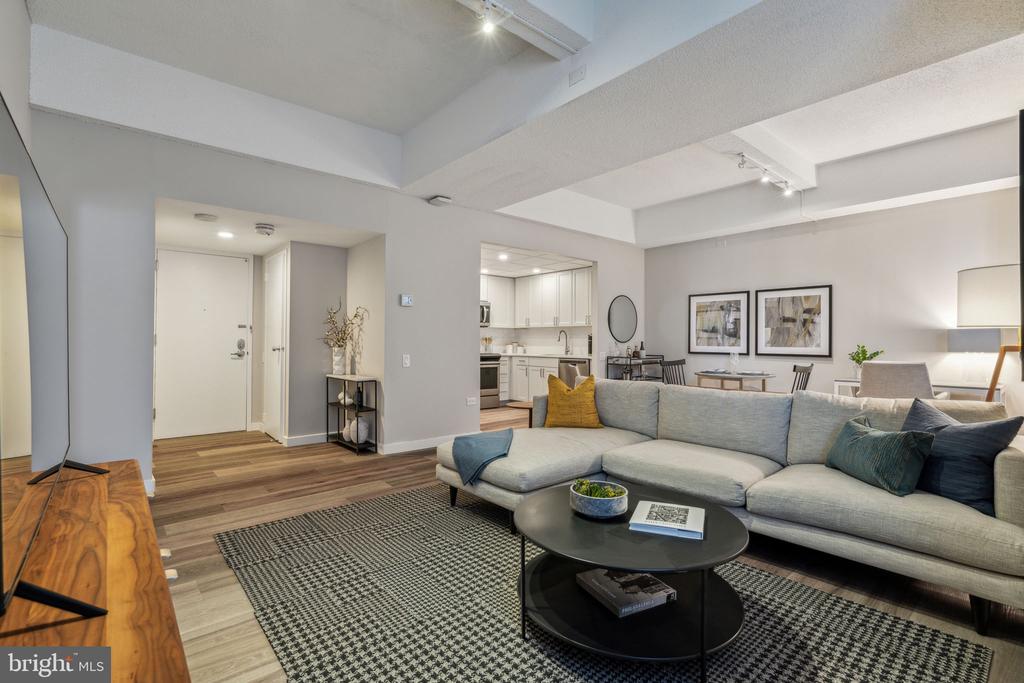 875 SANSOM STREET Unit: 1201