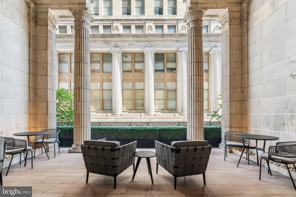 875 SANSOM STREET Unit: 1201