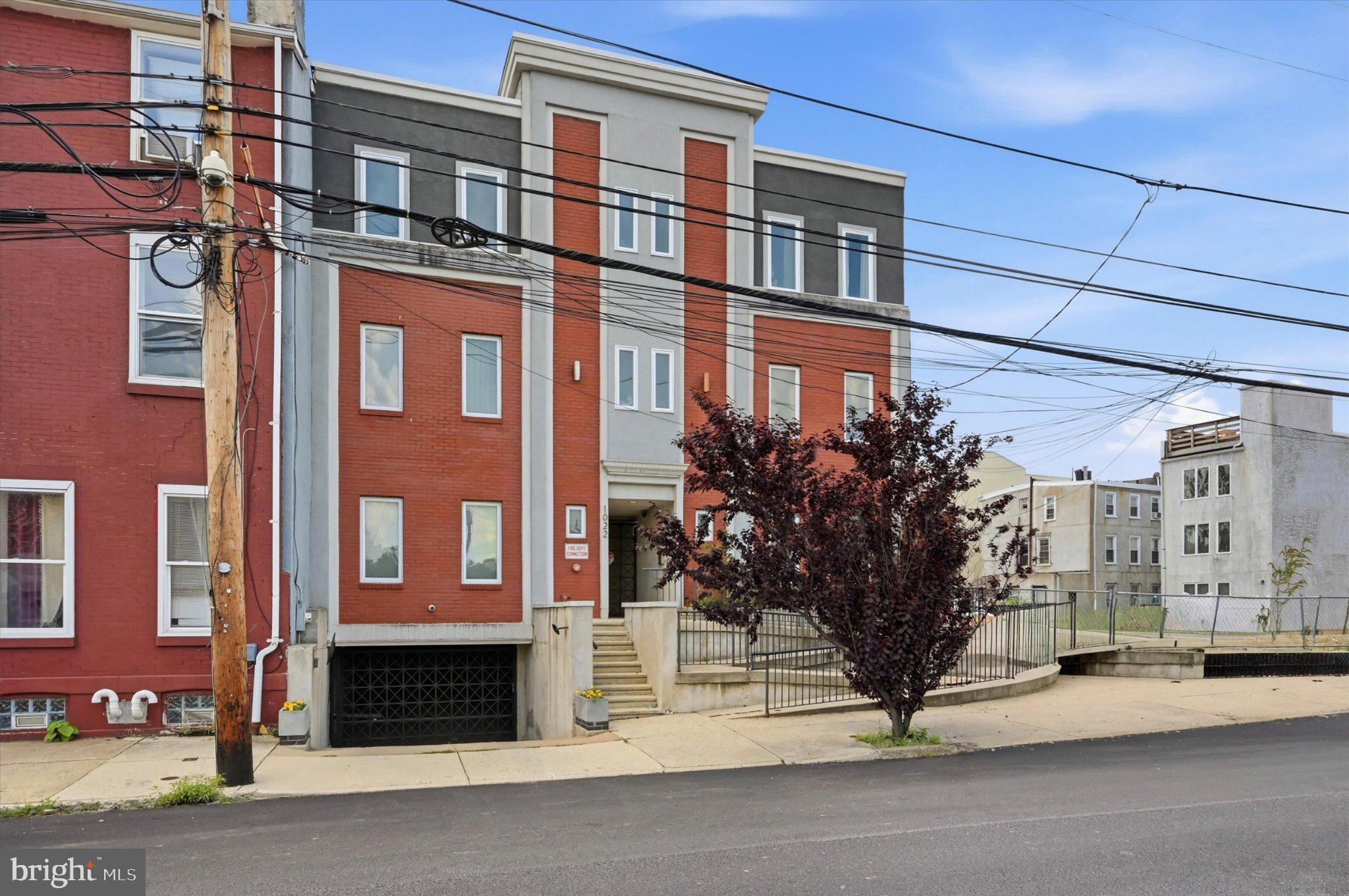 1022 FAIRMOUNT AVENUE 2