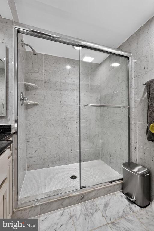 1326 SPRUCE STREET Unit: 2701