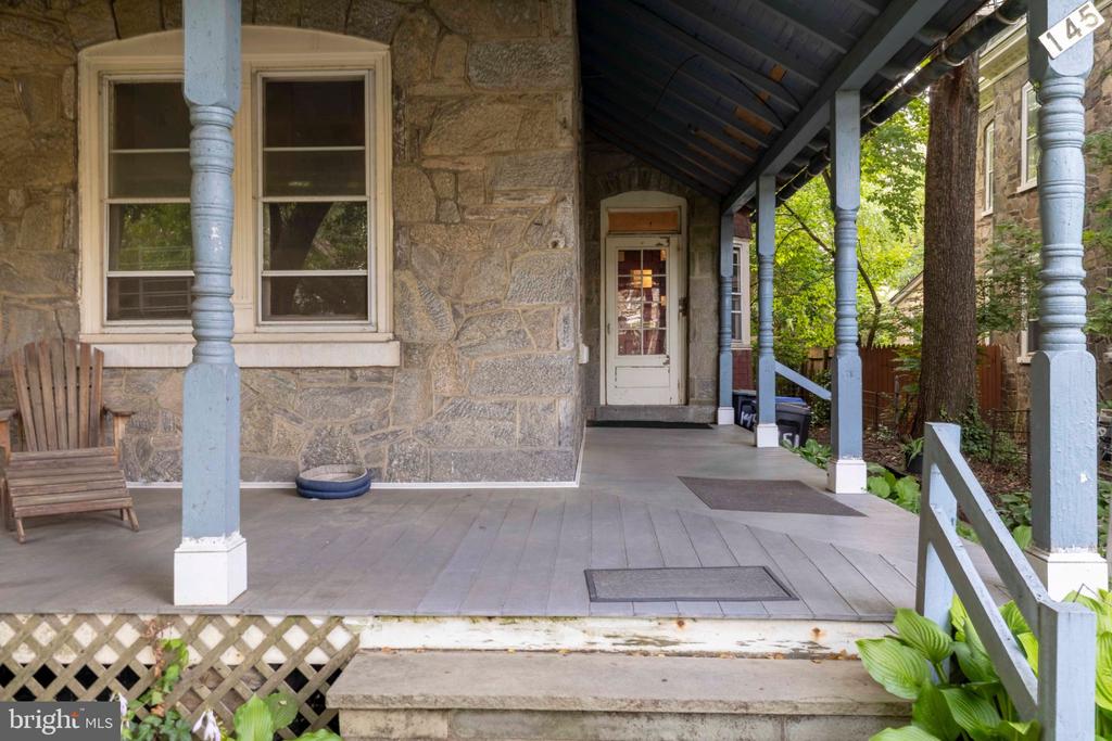 145 W SCHOOL HOUSE LANE