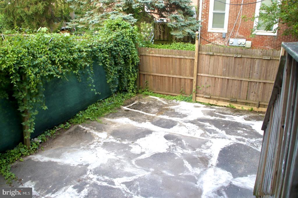 7135 CHEW AVENUE Unit: 1