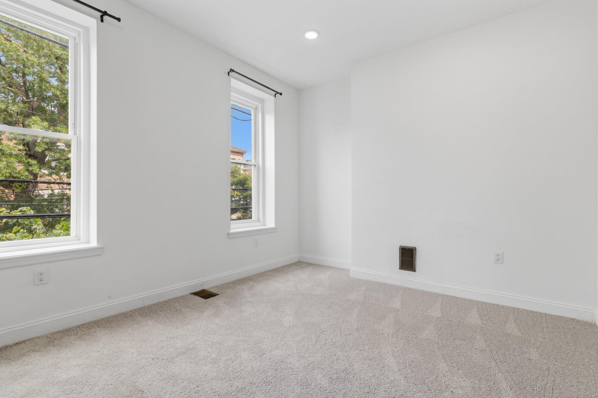 654 N 36TH STREET