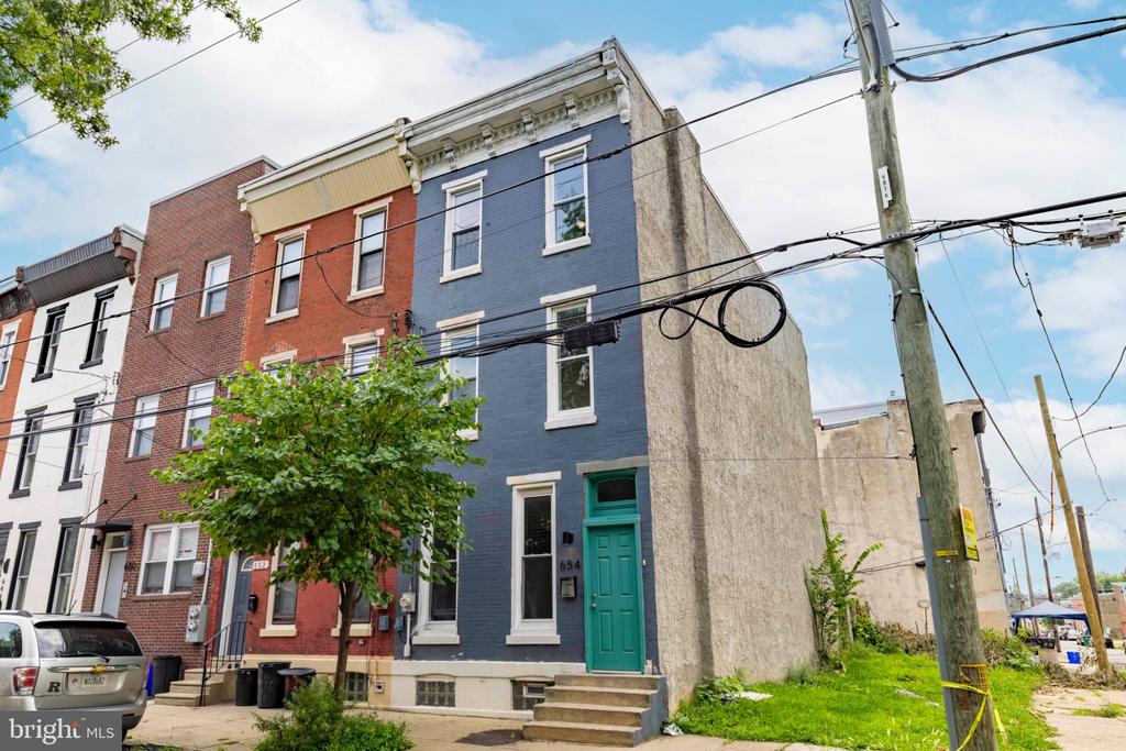 654 N 36TH STREET