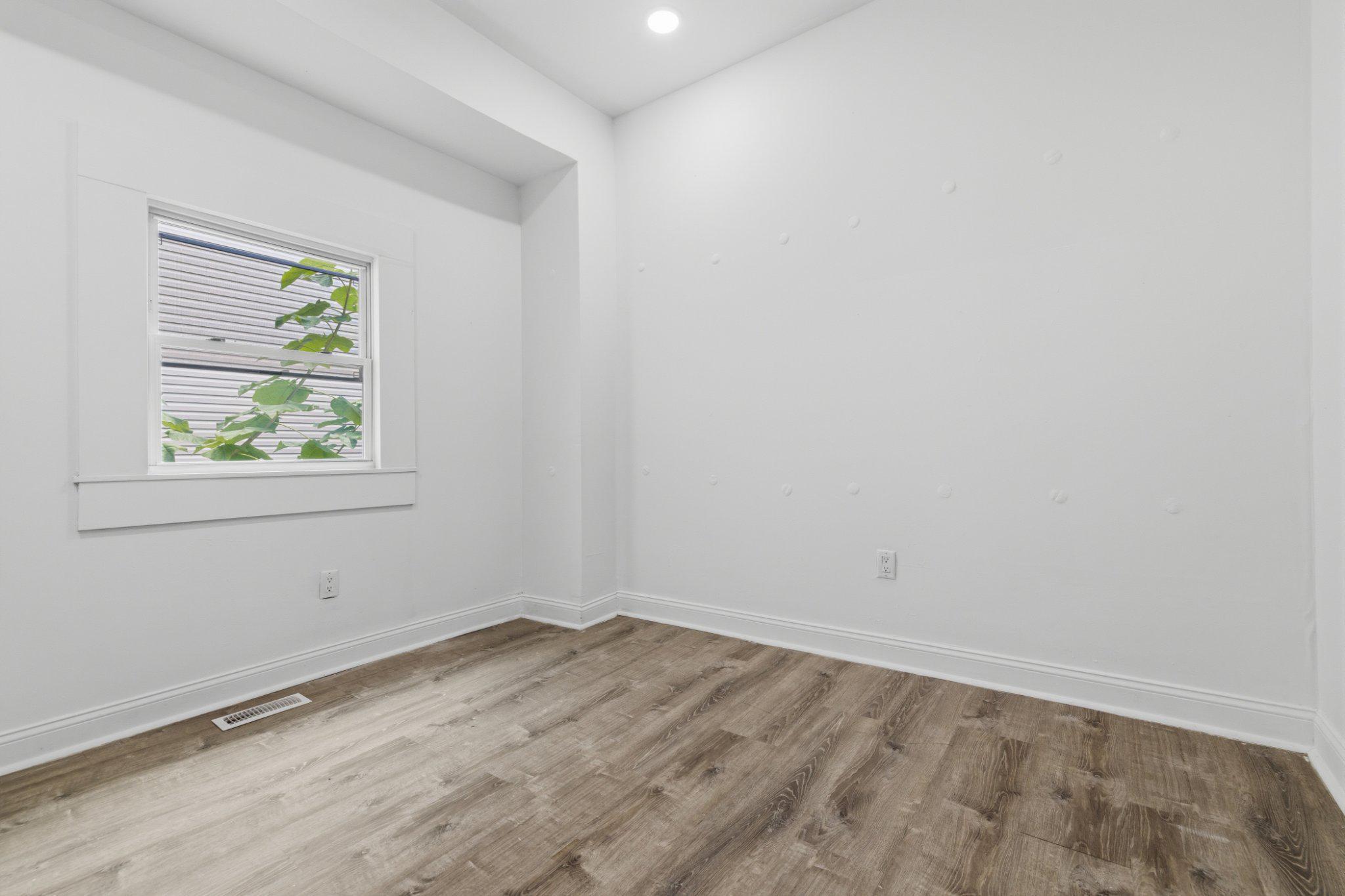 654 N 36TH STREET