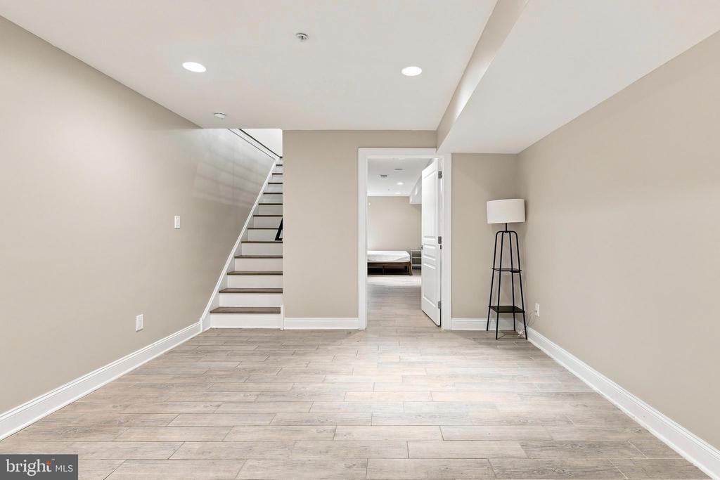 1241 N 19TH STREET