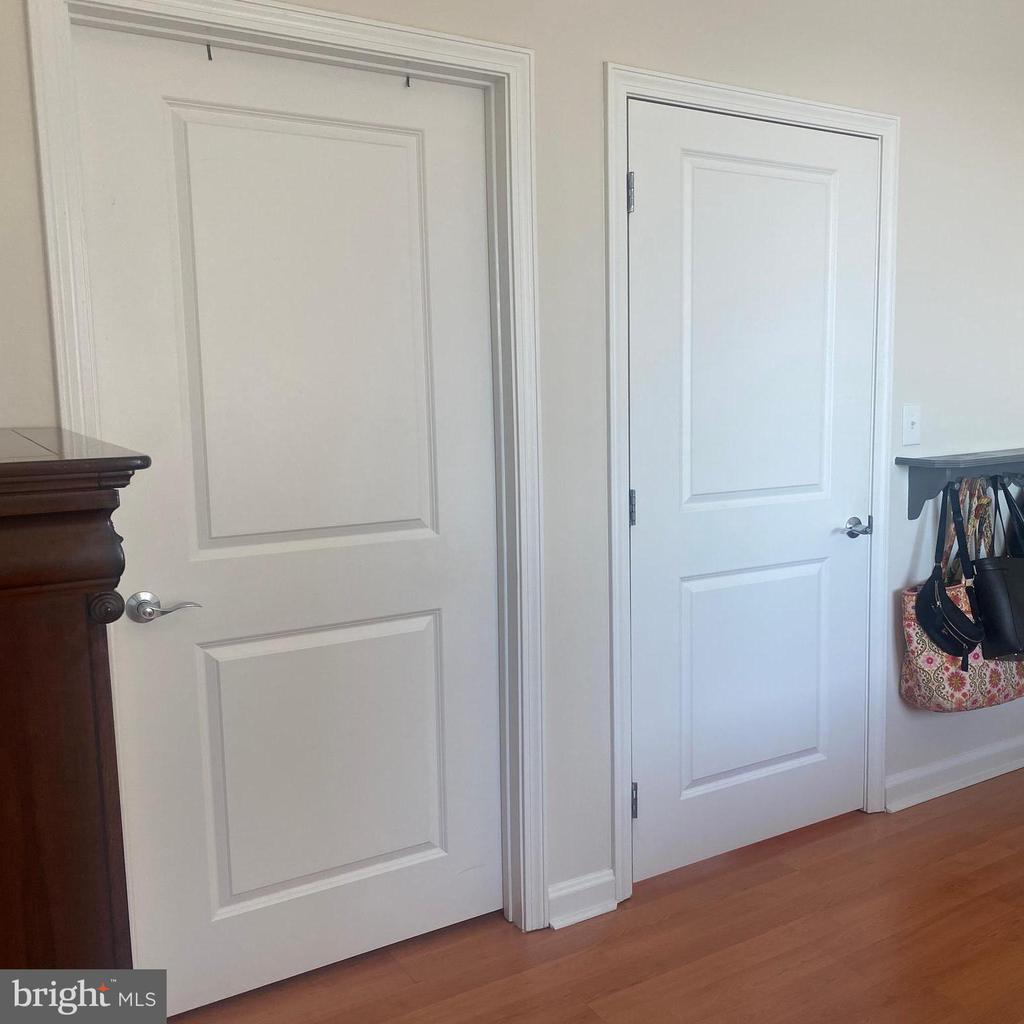 901 N PENN STREET Unit: P1905