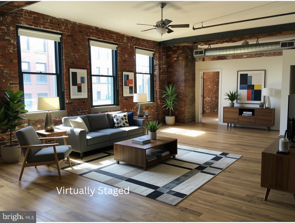 1125 E COLUMBIA AVENUE Unit: 203