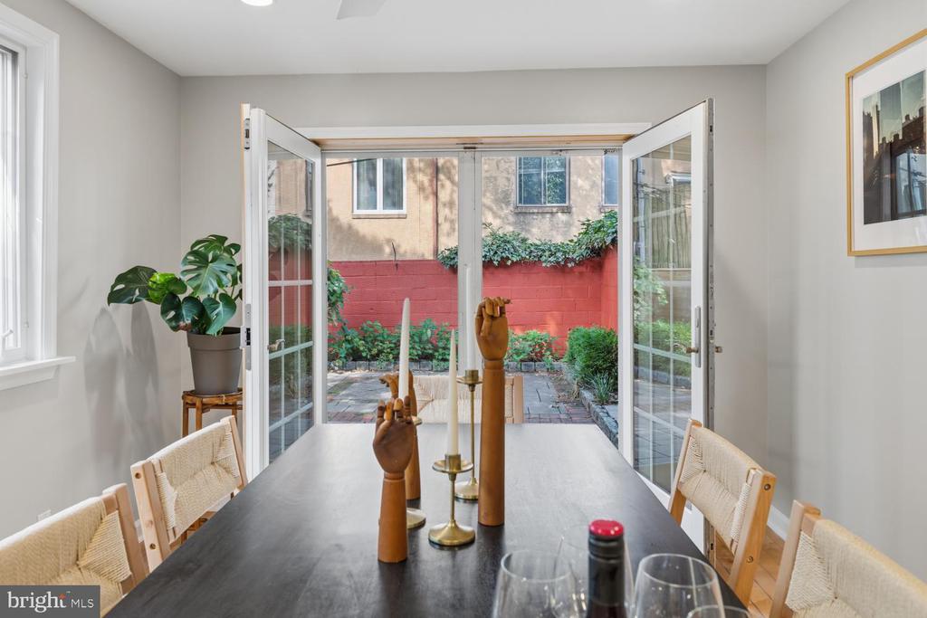 752 N 24TH STREET
