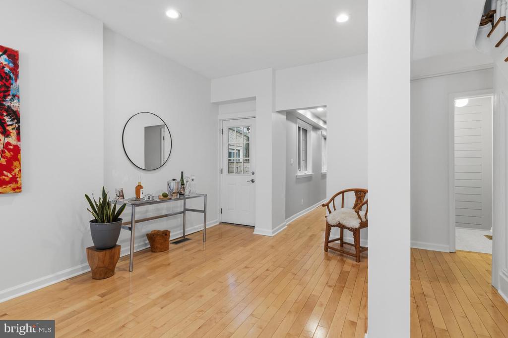 752 N 24TH STREET