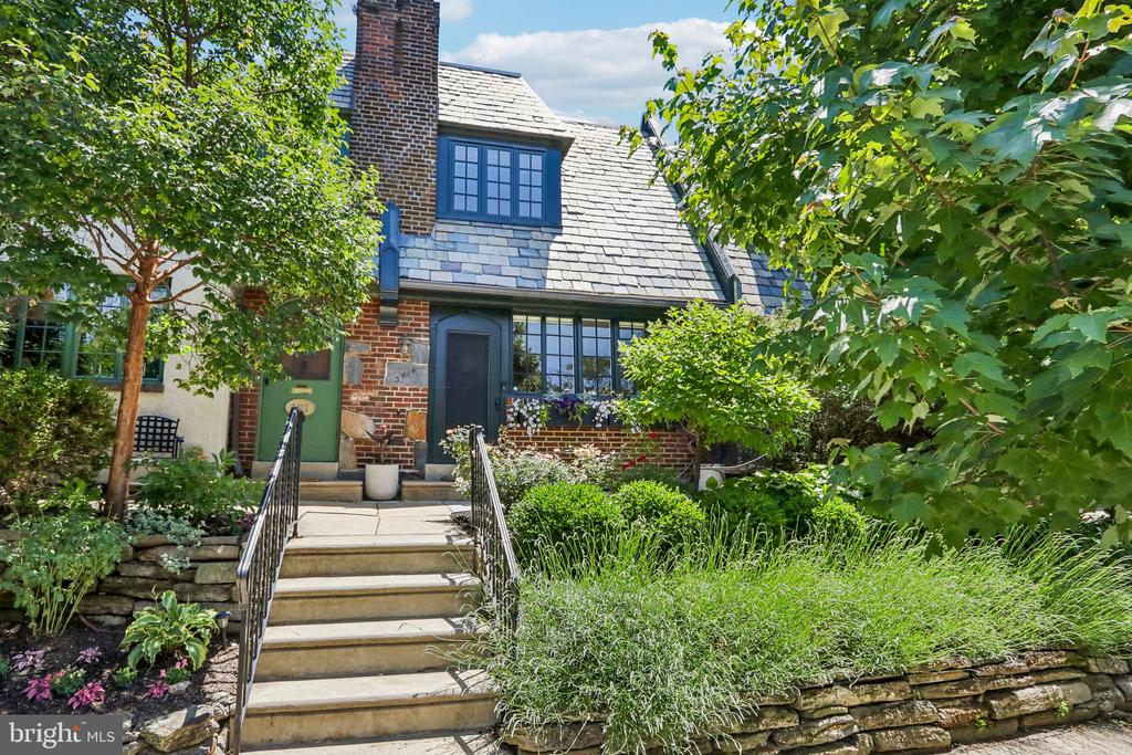 3414 W PENN STREET