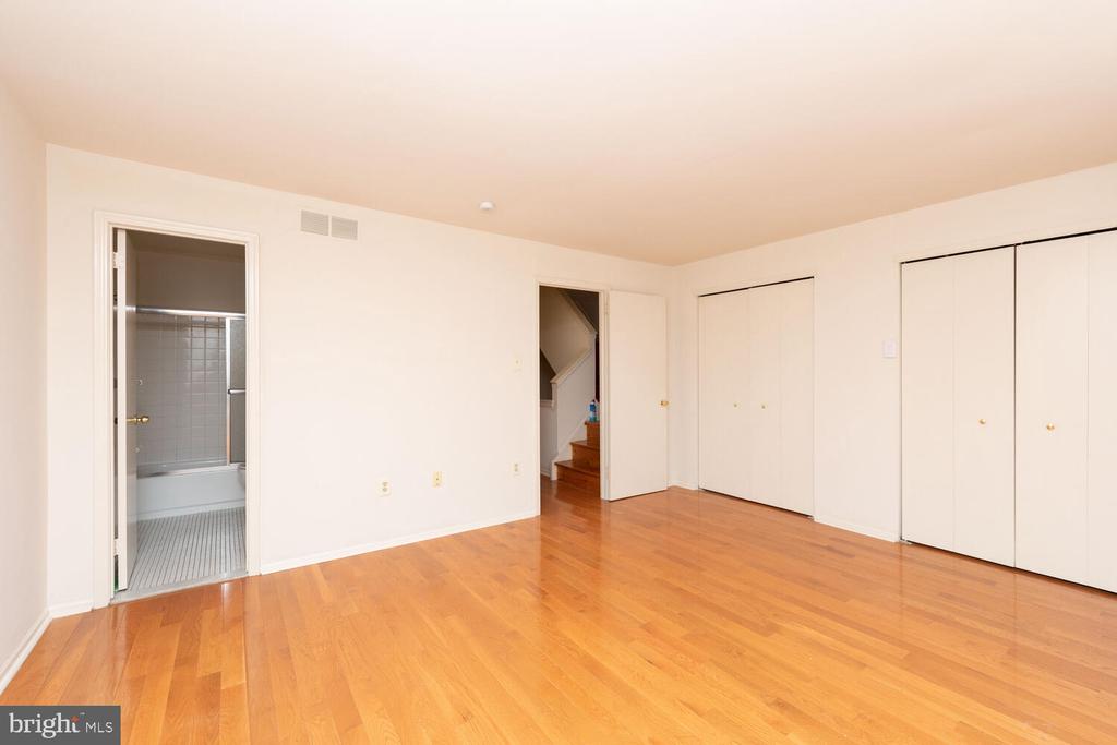 215 N 23RD STREET