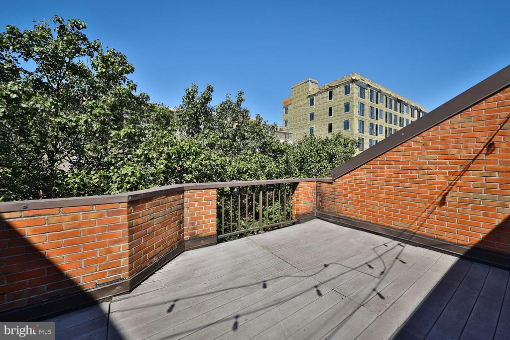 215 N 23RD STREET