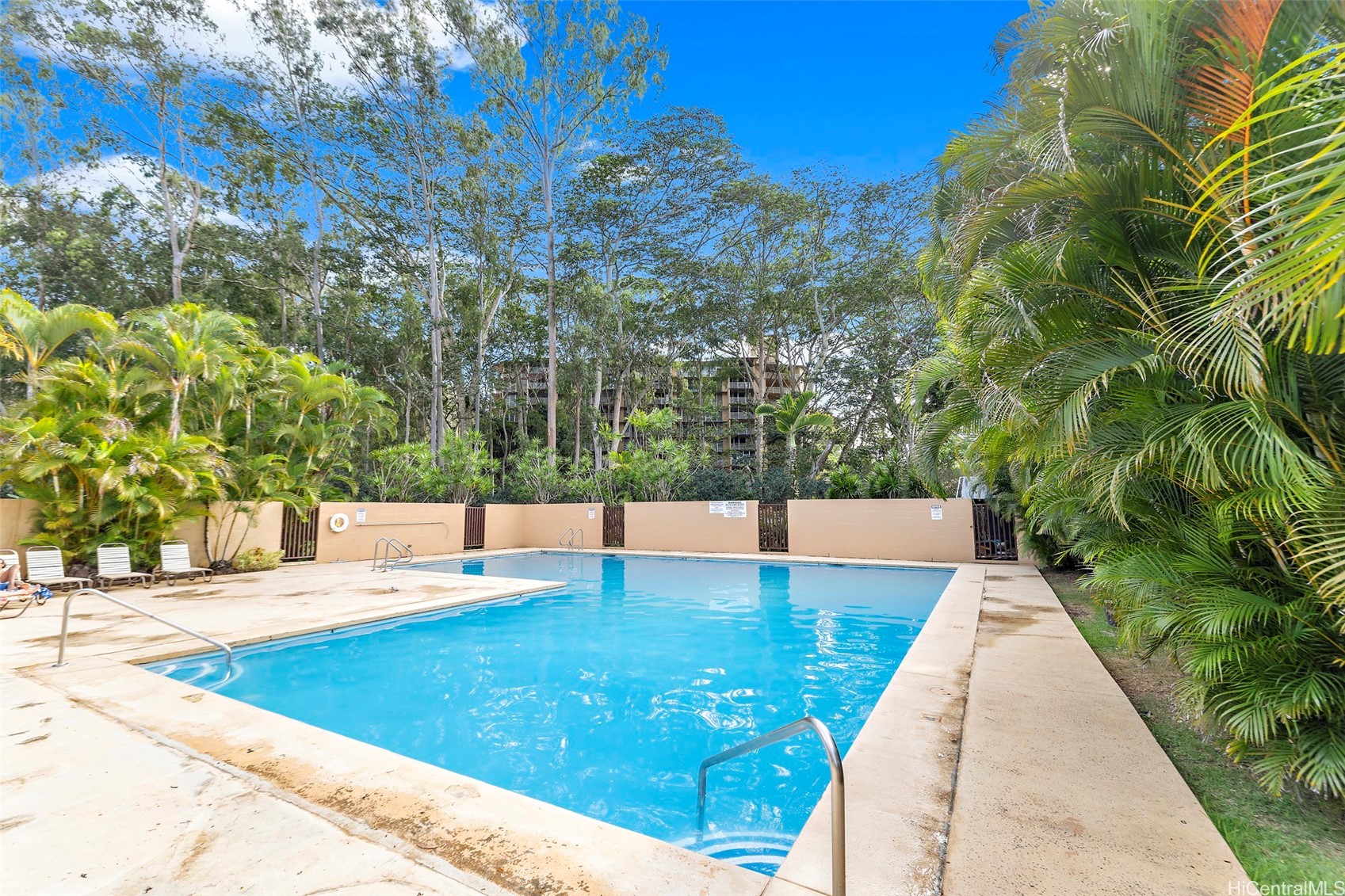 95-273 Waikalani Drive D201