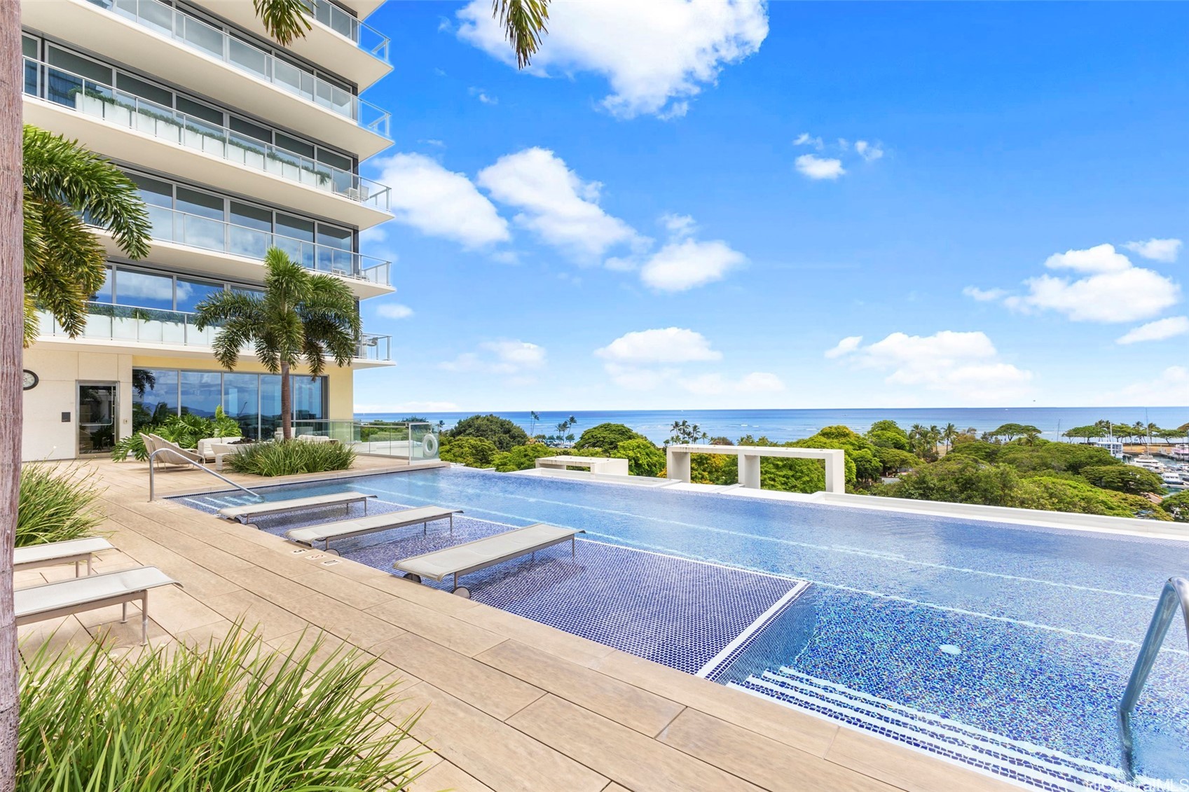 1118 Ala Moana Boulevard 1201