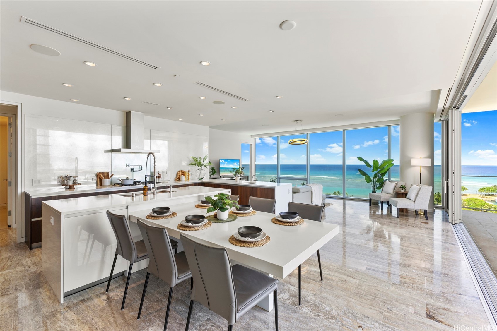 1118 Ala Moana Boulevard 1201