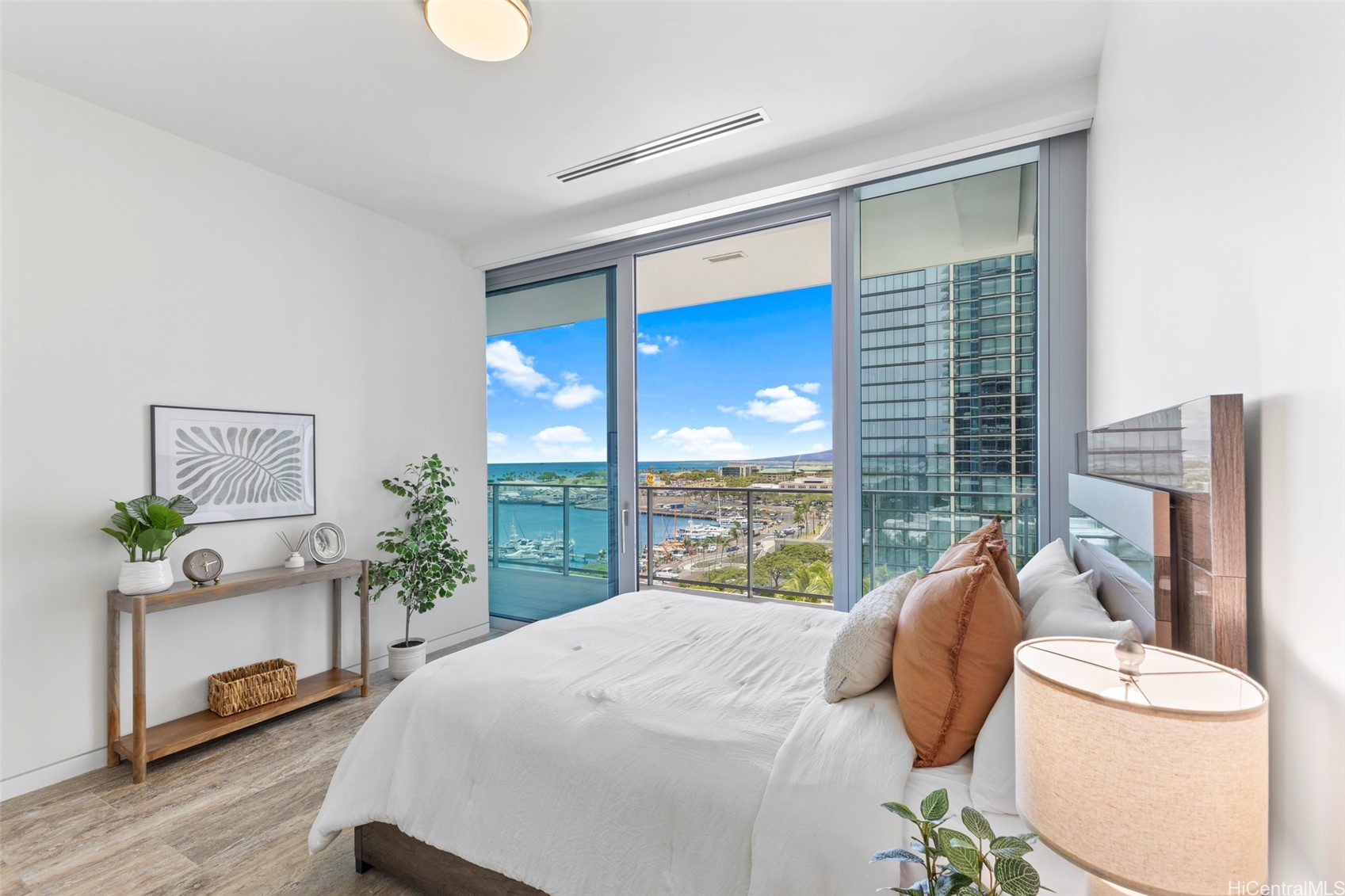 1118 Ala Moana Boulevard 1201