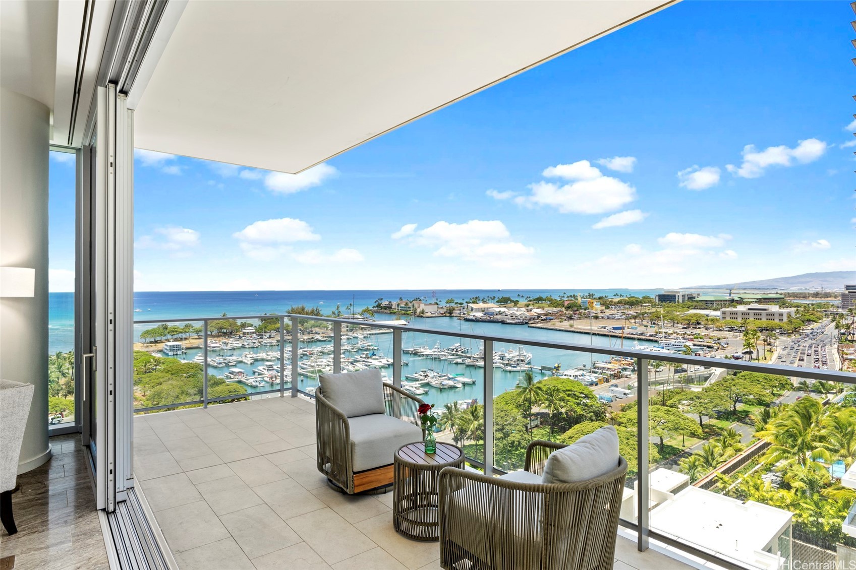 1118 Ala Moana Boulevard 1201