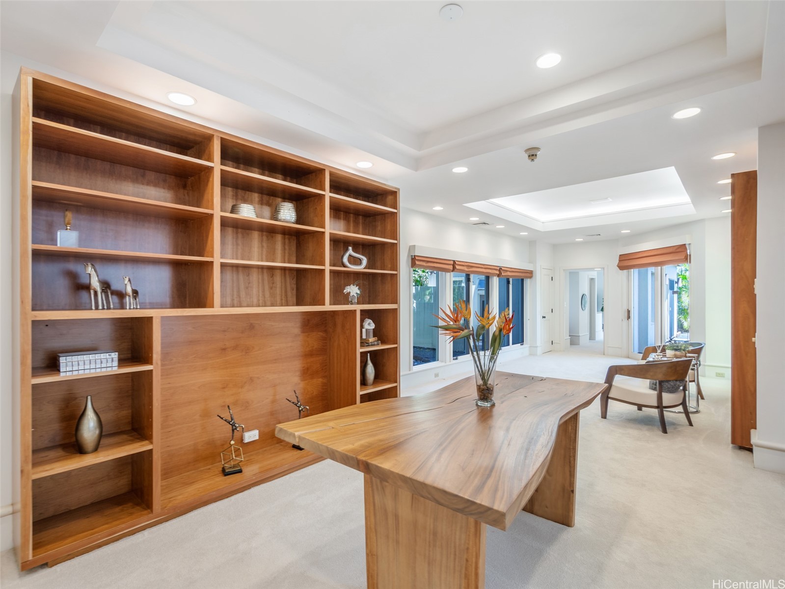 3124 Noela Drive