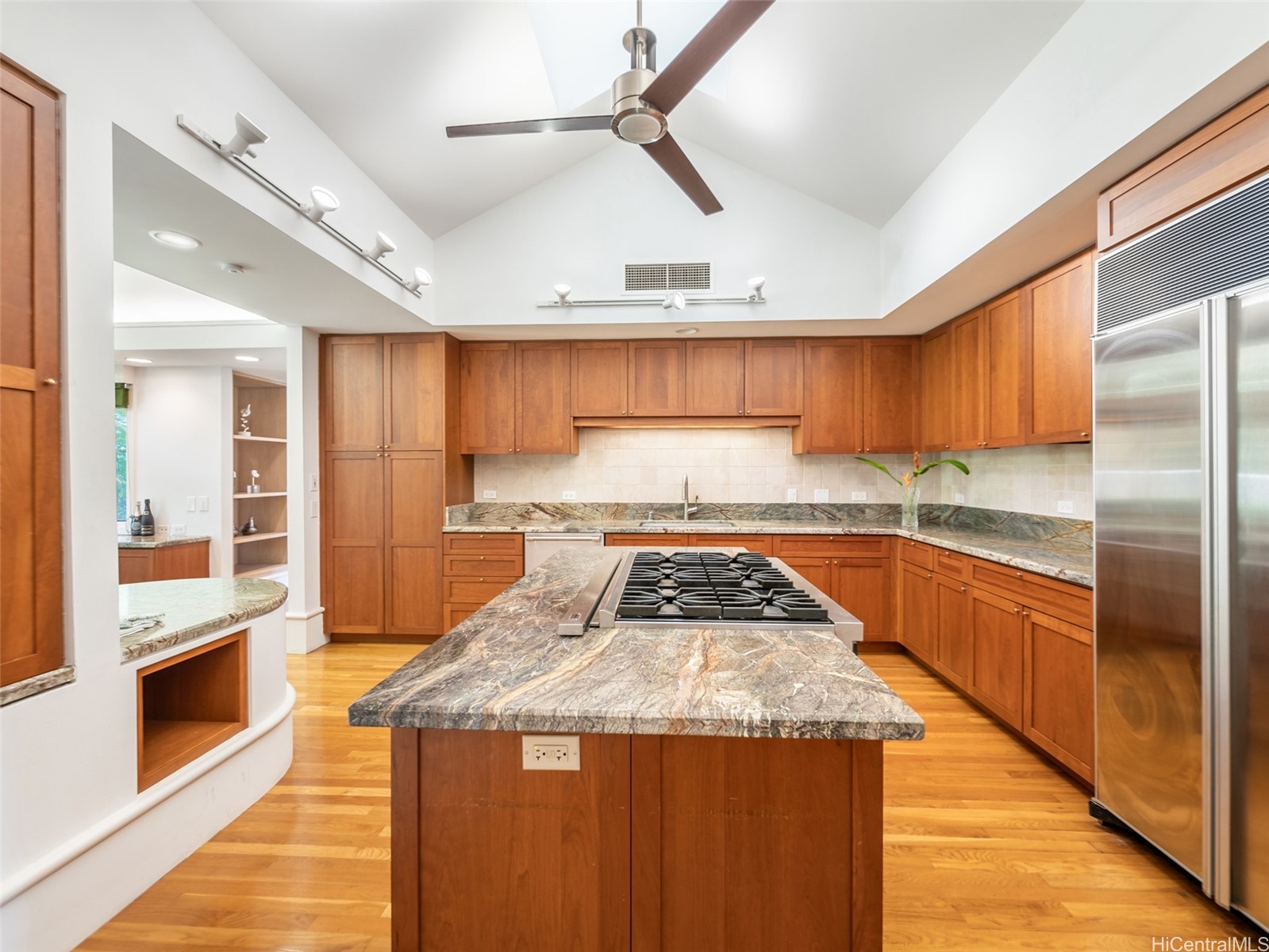 3124 Noela Drive