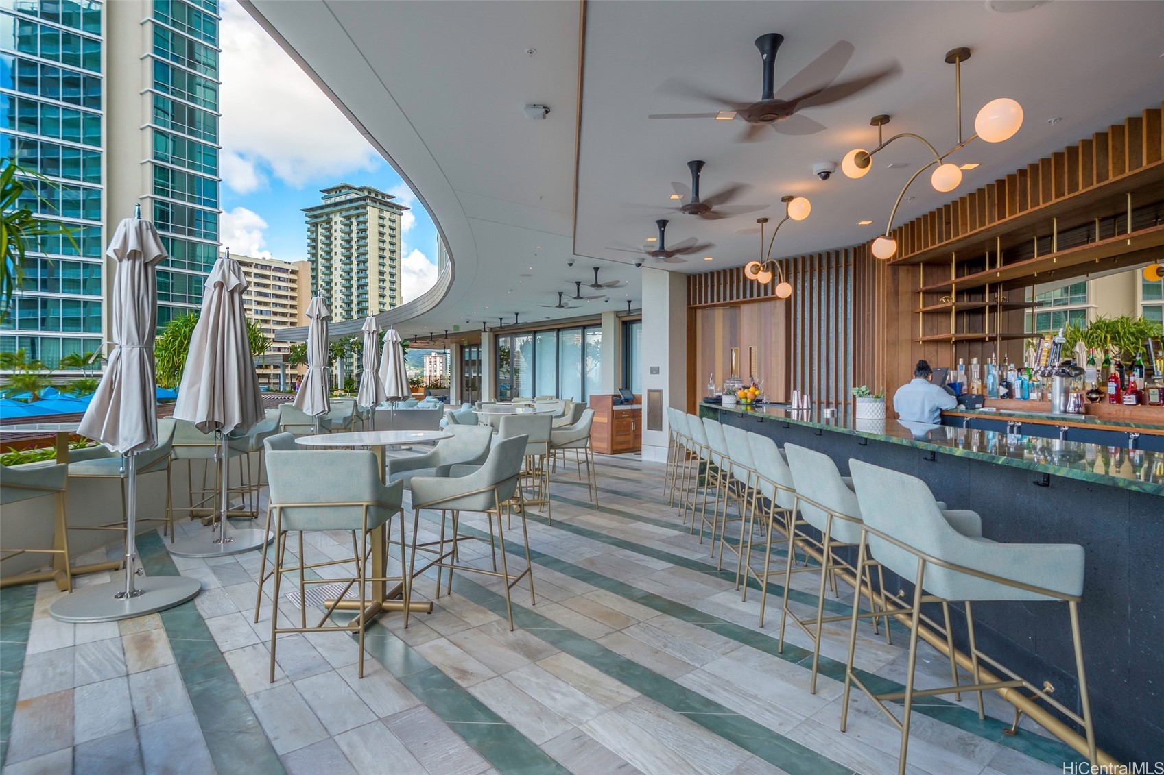 2139 Kuhio Avenue 2610